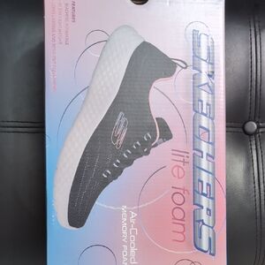 Skechers Black Shoes Women Size 6.5